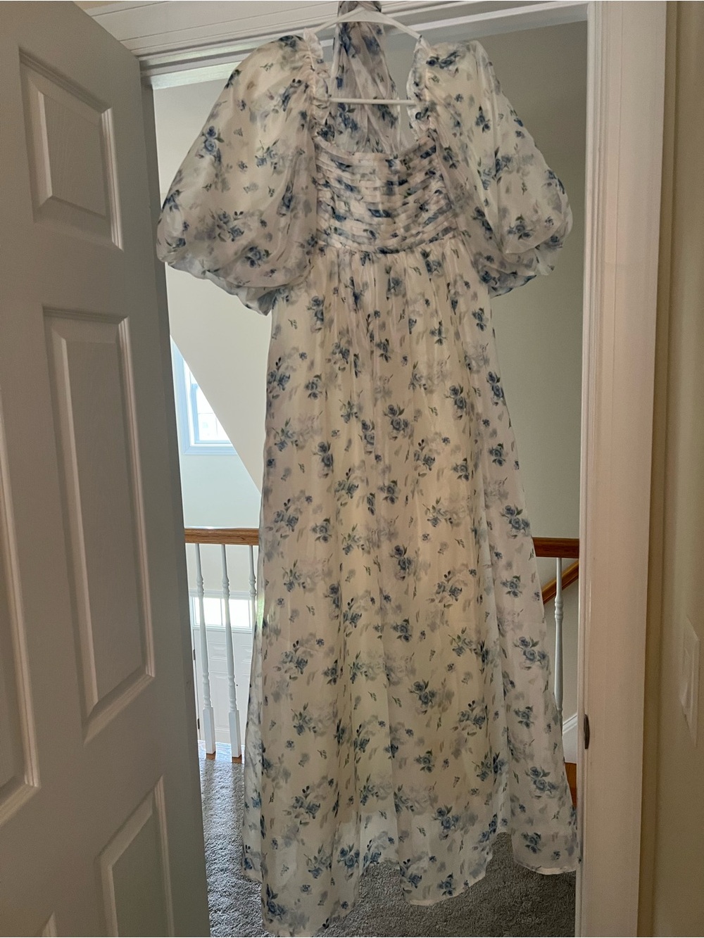 Blue Floral Puff-Sleeve Maxi Dress - Elegant Summer Style